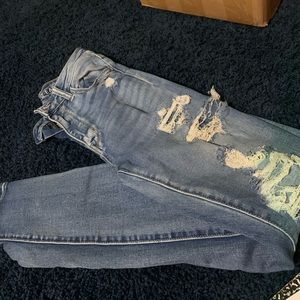 American eagle jeans size 2 extra long ! Only worn a couple of times
